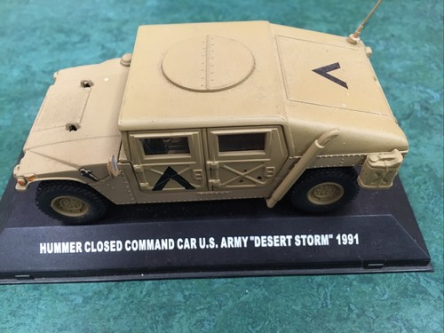 Hummer closed command car - hummer,