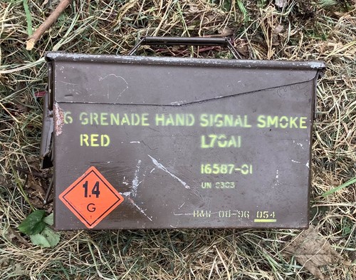 Smoke greade metal - , military