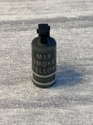 Scale army yellow smoke - scale,